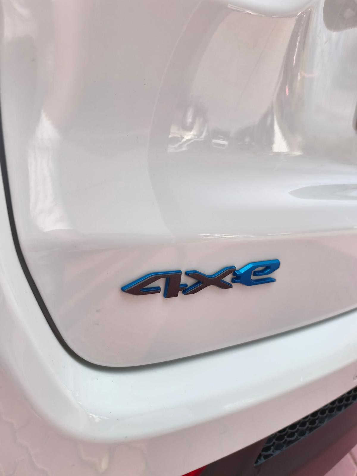 jeep-compass-2023-hibrido-a-gasolina-1332cc
