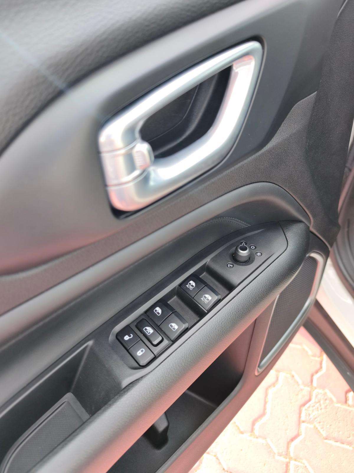 jeep-compass-2023-hibrido-a-gasolina-1332cc