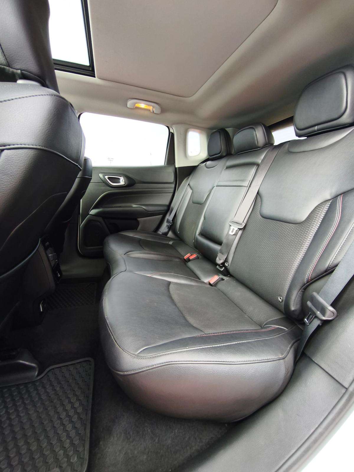 jeep-compass-2023-hibrido-a-gasolina-1332cc
