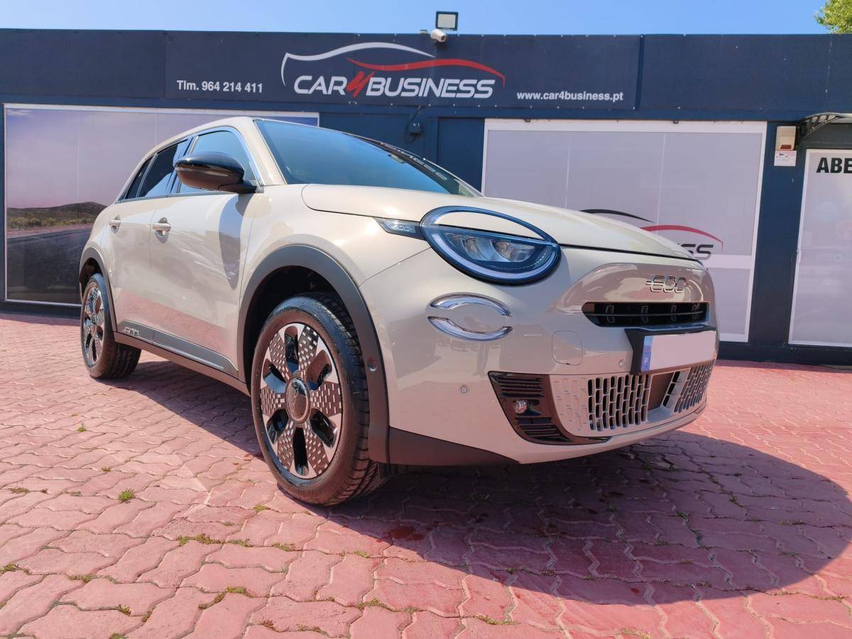 fiat-600-2026-gasolina-1199cc