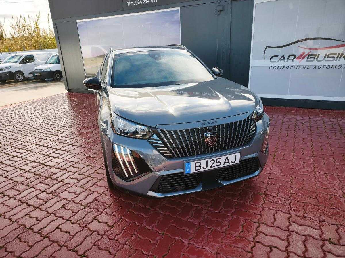 peugeot-2008-2024-gasolina-1199cc