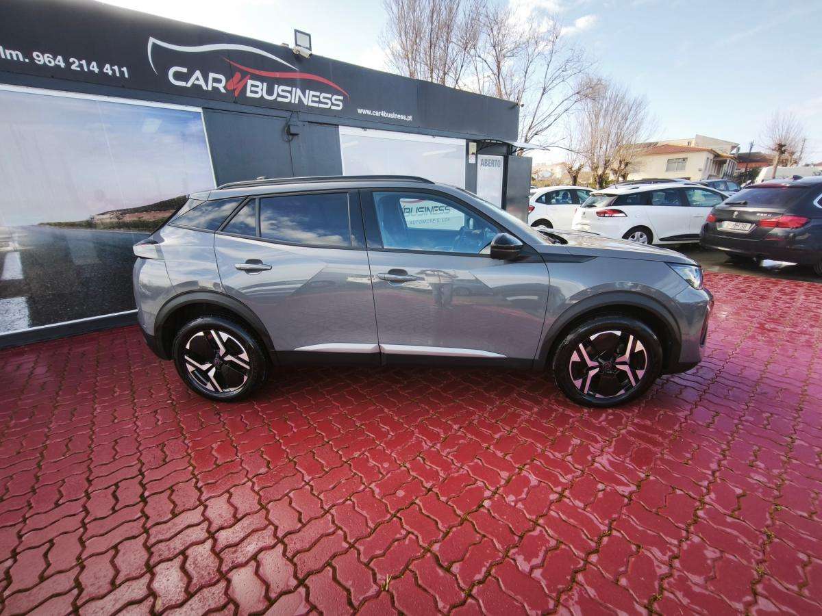 peugeot-2008-2024-gasolina-1199cc