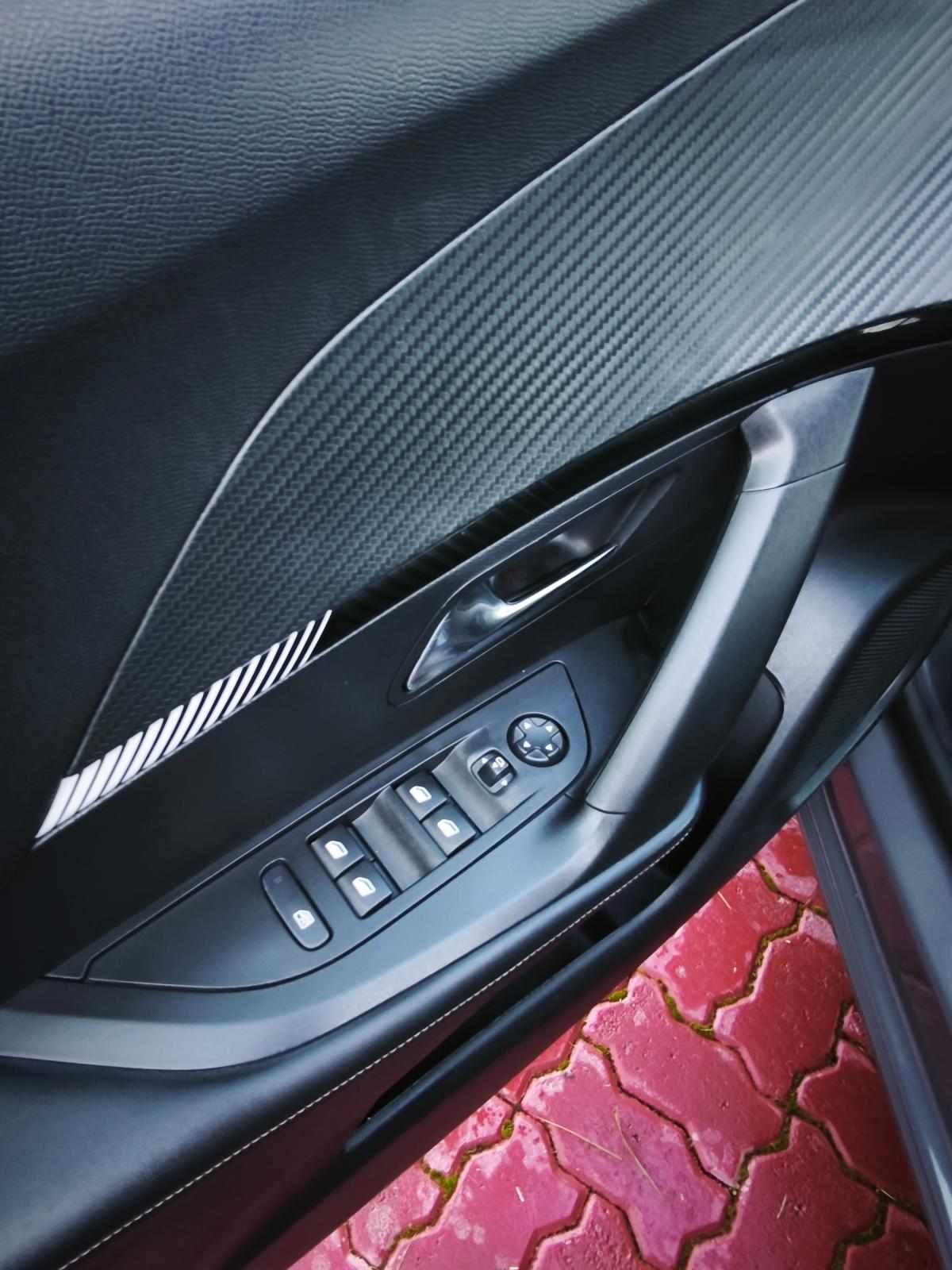 peugeot-2008-2024-gasolina-1199cc