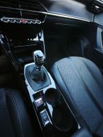 peugeot-2008-2024-gasolina-1199cc