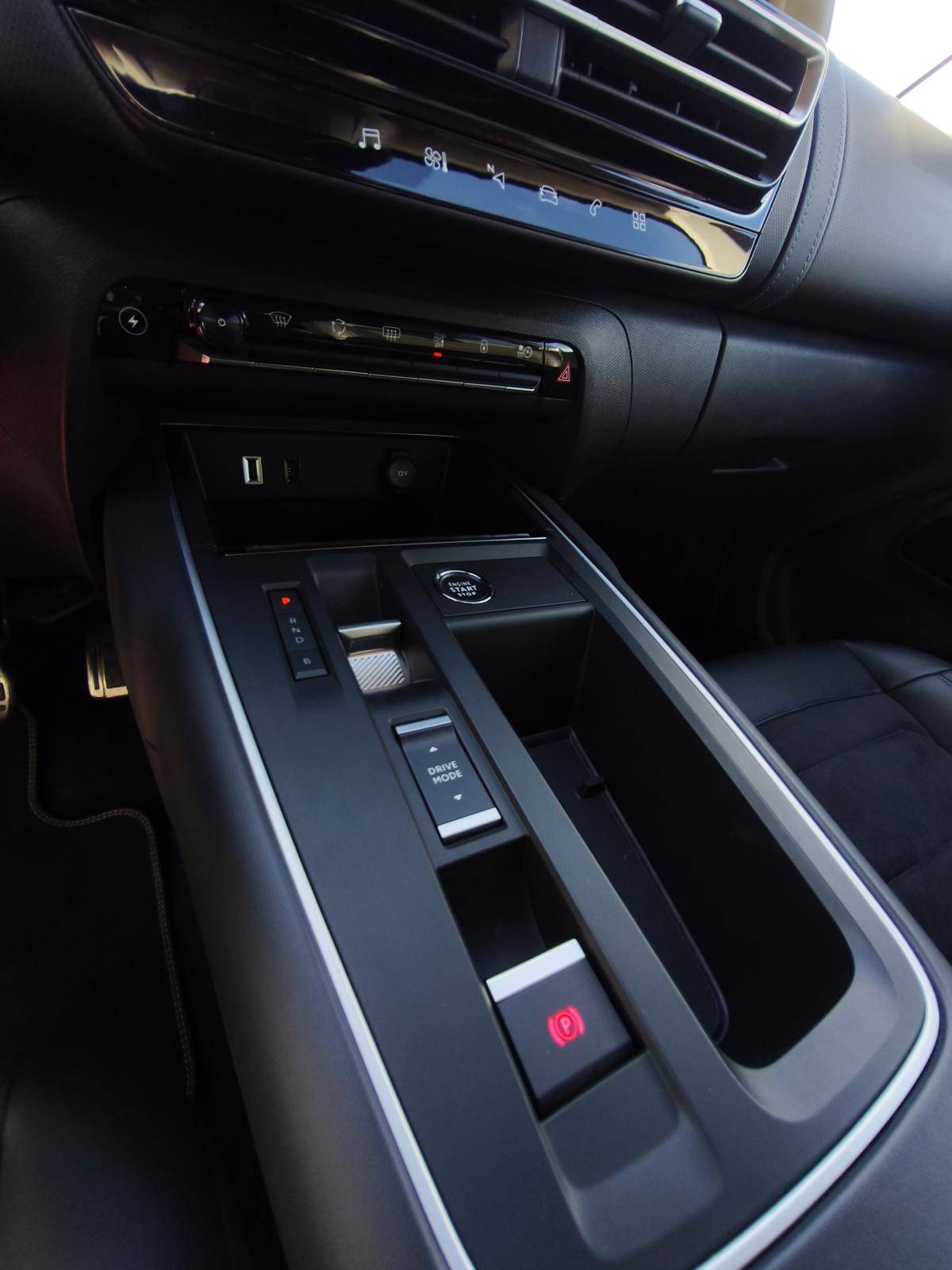 citroen-c5-aircross-2023-hibrido-a-gasolina-1598cc