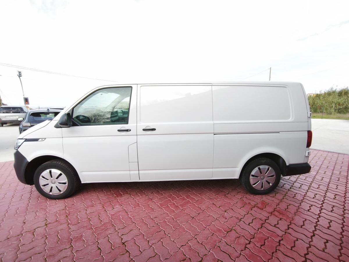 volkswagen-transporter-2022-diesel-1968cc