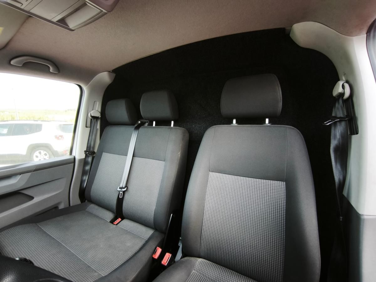 volkswagen-transporter-2022-diesel-1968cc