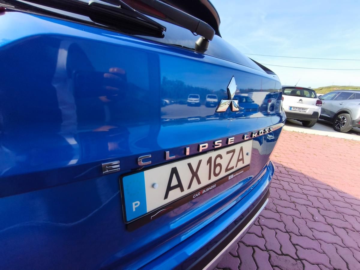 mitsubishi-eclipse-cross-2022-hibrido-a-gasolina-2360cc