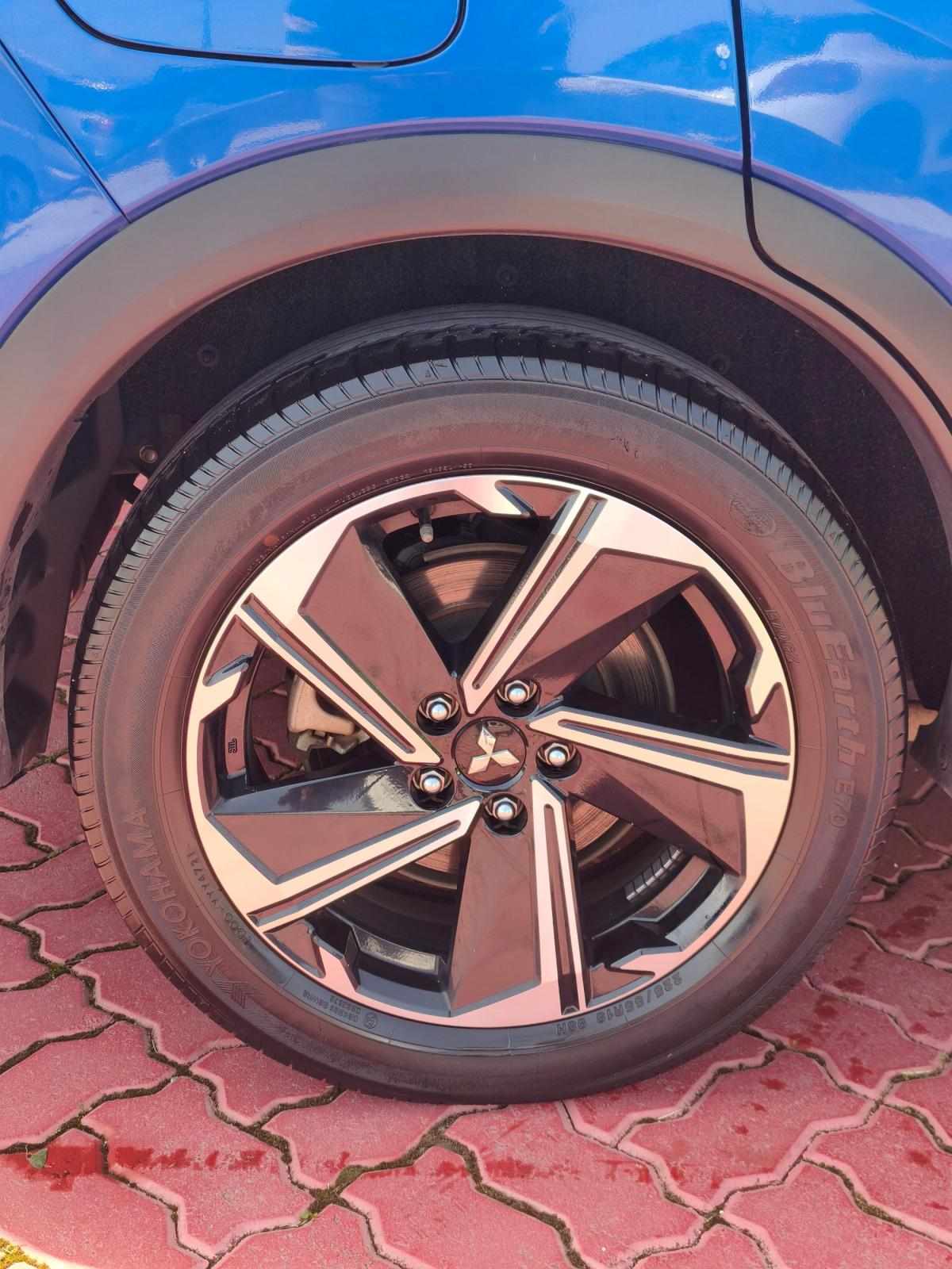 mitsubishi-eclipse-cross-2022-hibrido-a-gasolina-2360cc