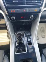 mitsubishi-eclipse-cross-2022-hibrido-a-gasolina-2360cc