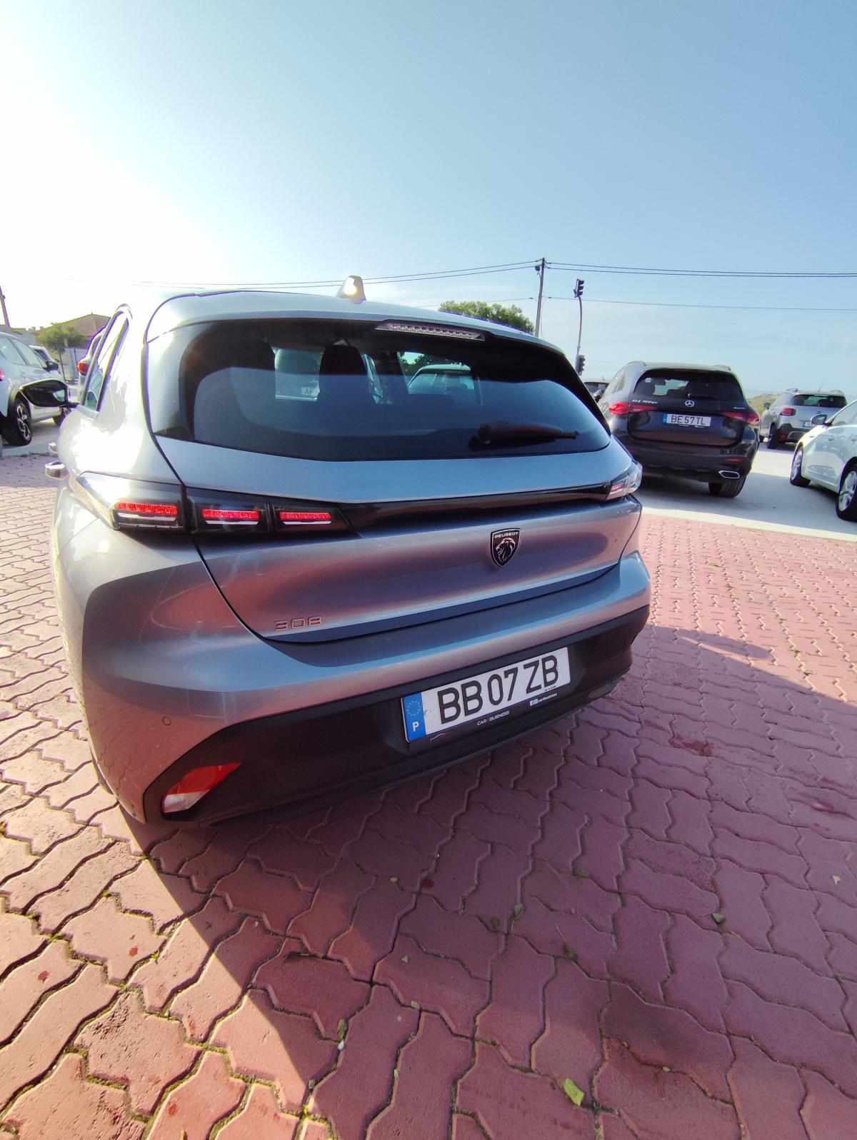 peugeot-308-2023-gasolina-1199cc