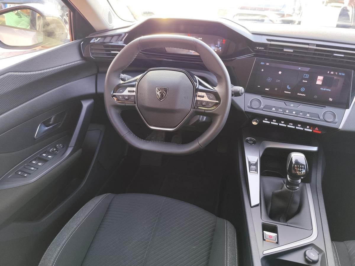peugeot-308-2023-gasolina-1199cc