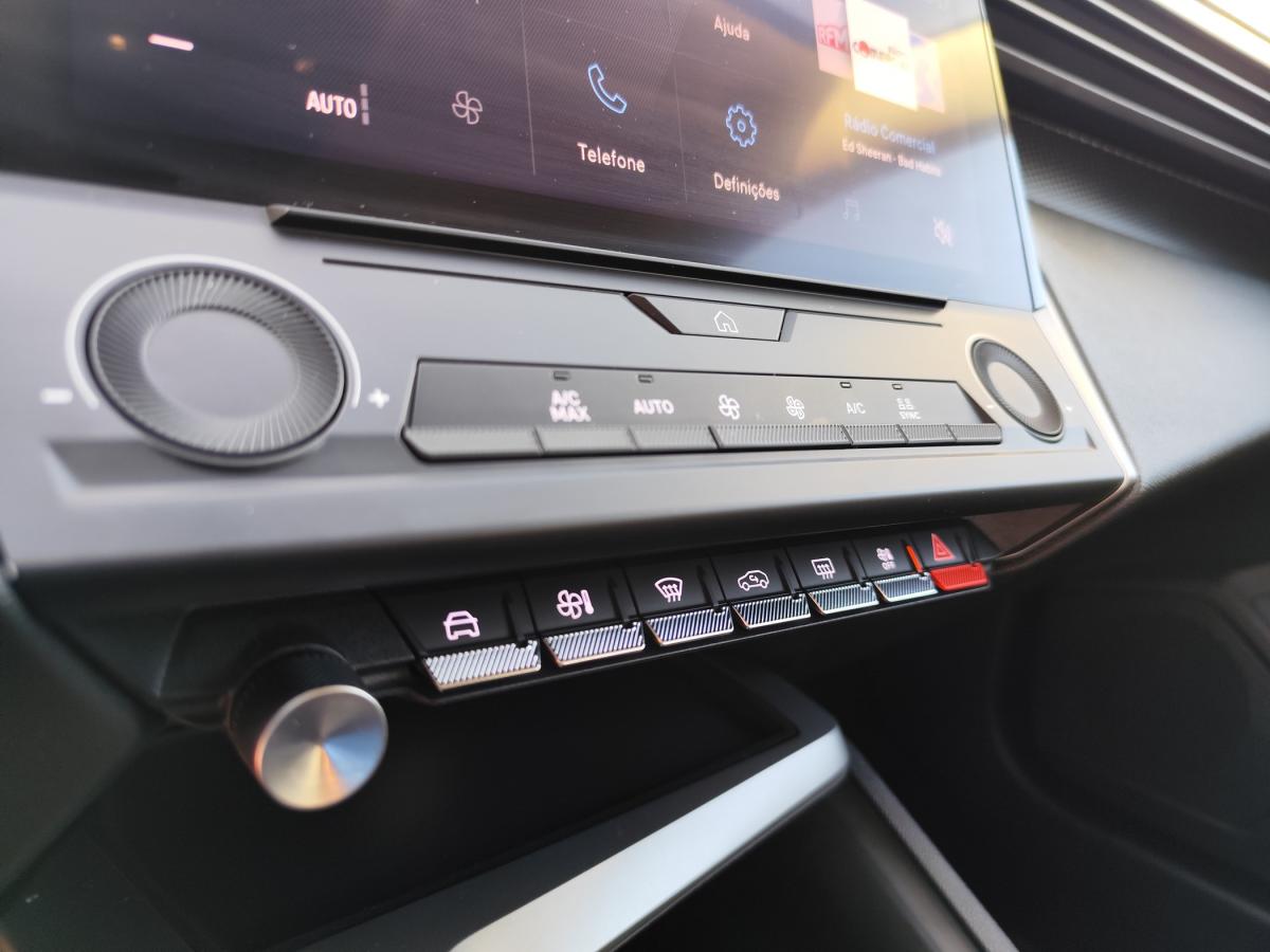 peugeot-308-2023-gasolina-1199cc