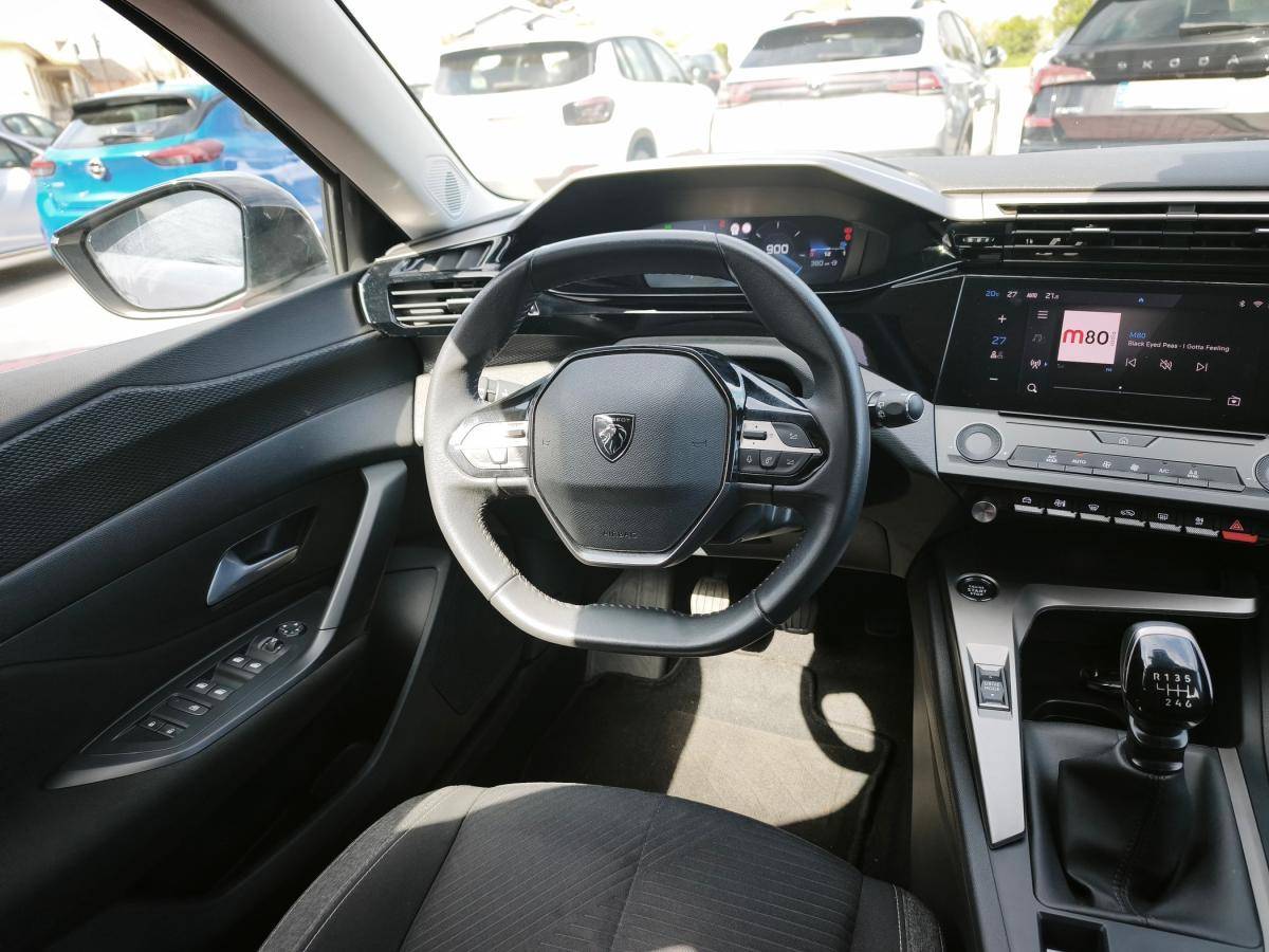 peugeot-308-sw-2023-gasolina-1199cc