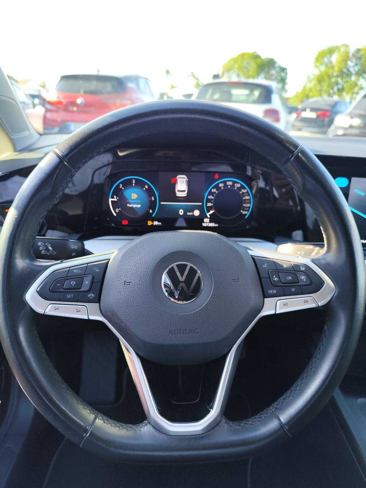 volkswagen-golf-2021-diesel-1968cc