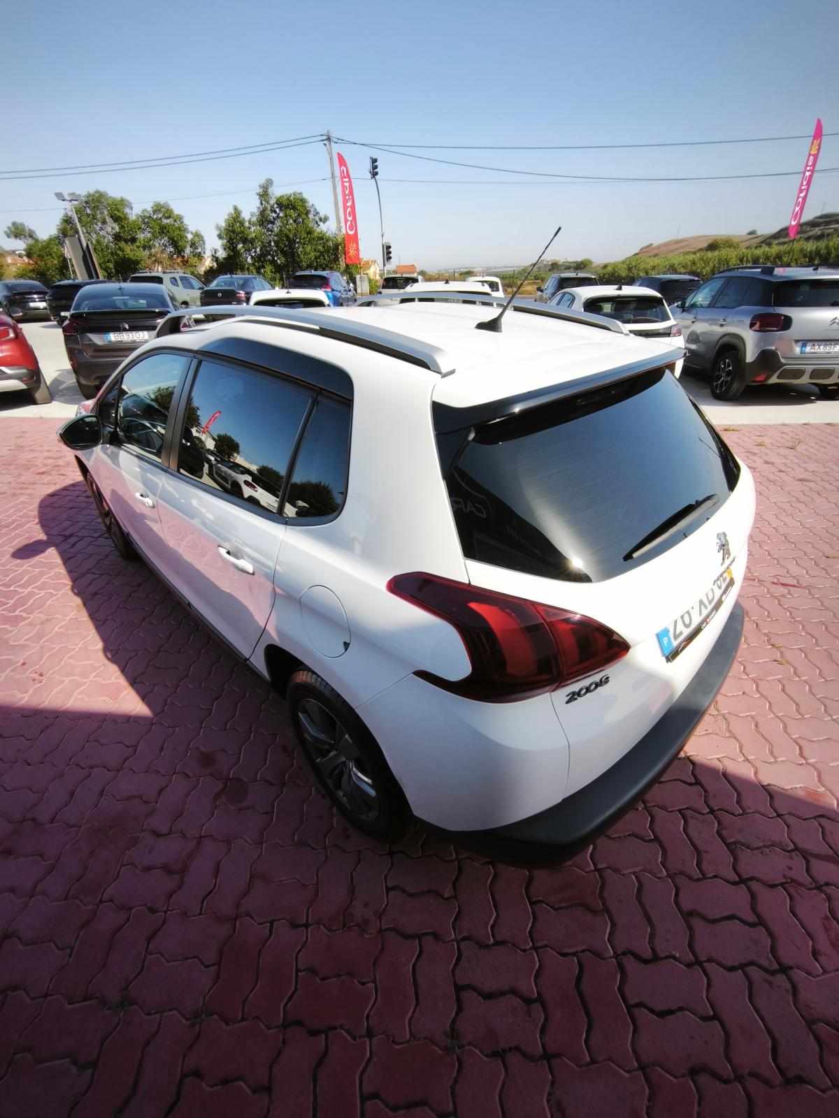 peugeot-2008-2019-gasolina-1199cc
