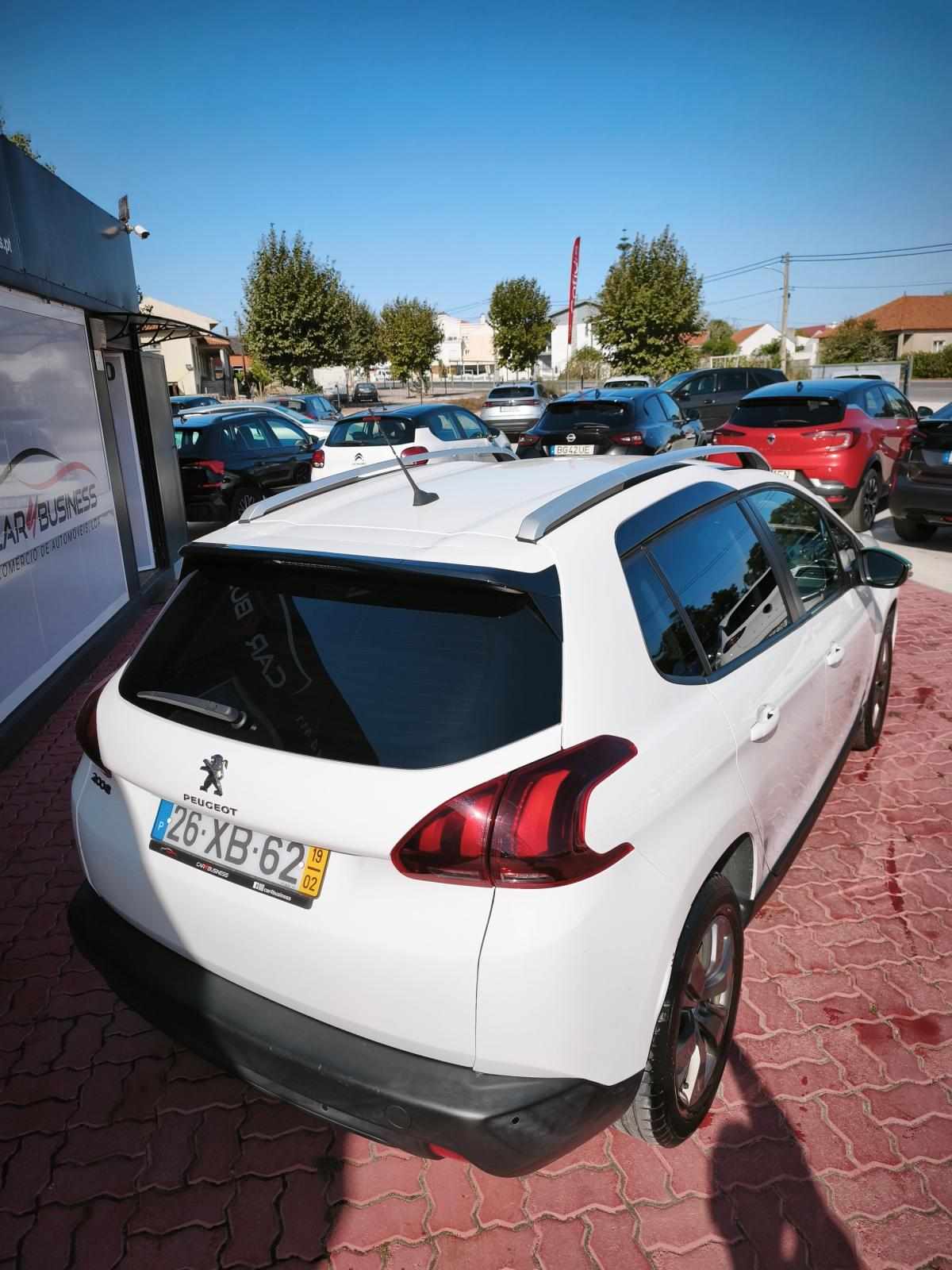 peugeot-2008-2019-gasolina-1199cc