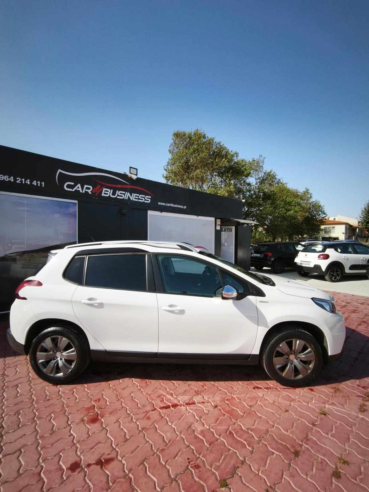peugeot-2008-2019-gasolina-1199cc