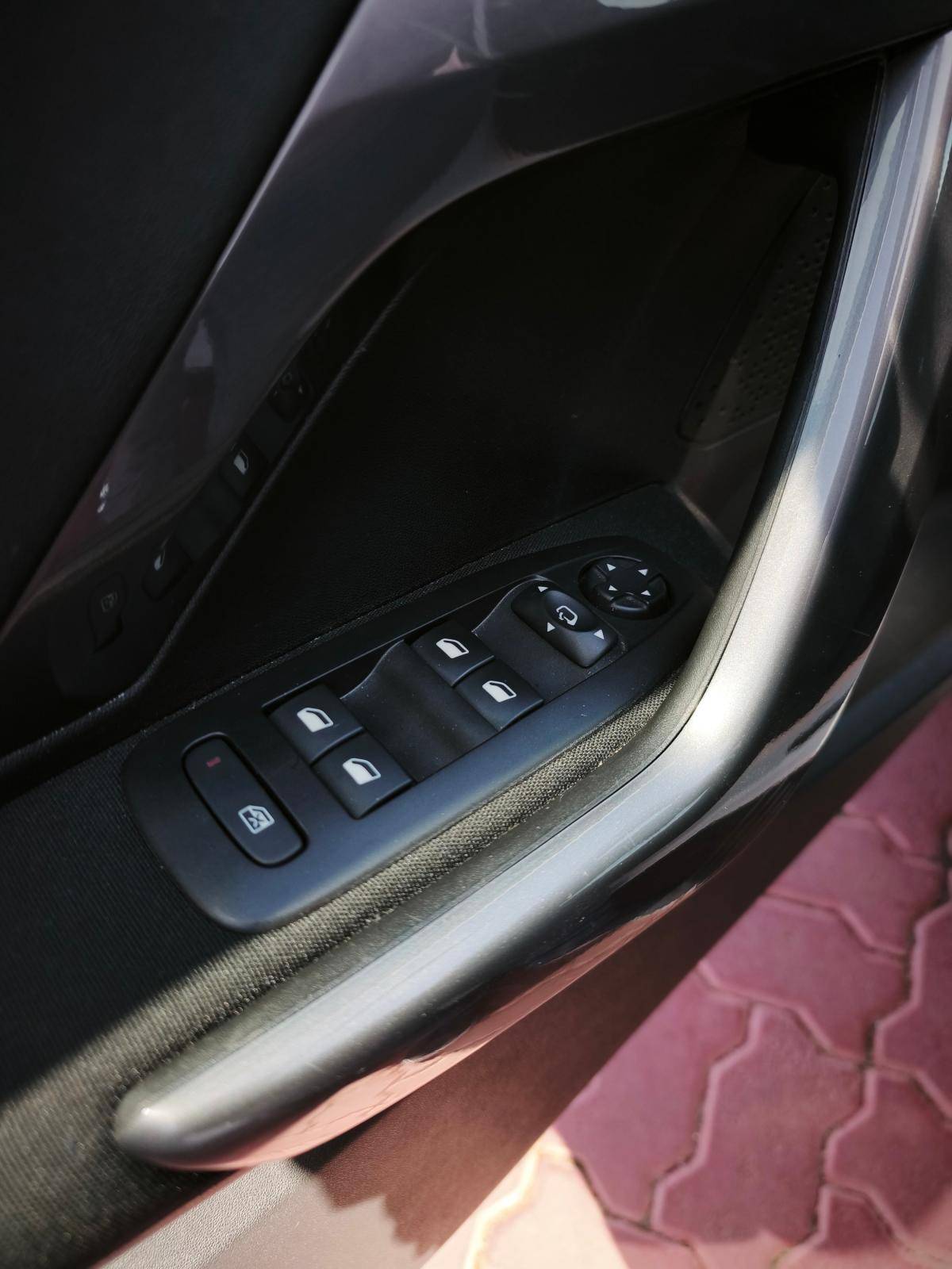 peugeot-2008-2019-gasolina-1199cc
