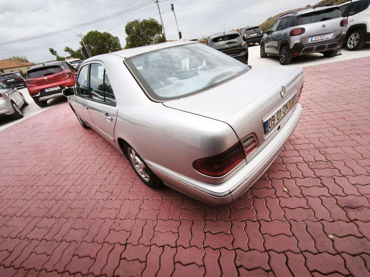 mercedes-benz-classe-e-1999-diesel-2148cc