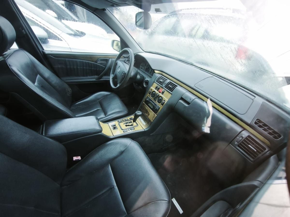 mercedes-benz-classe-e-1999-diesel-2148cc