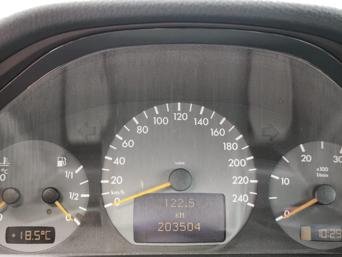 mercedes-benz-classe-e-1999-diesel-2148cc