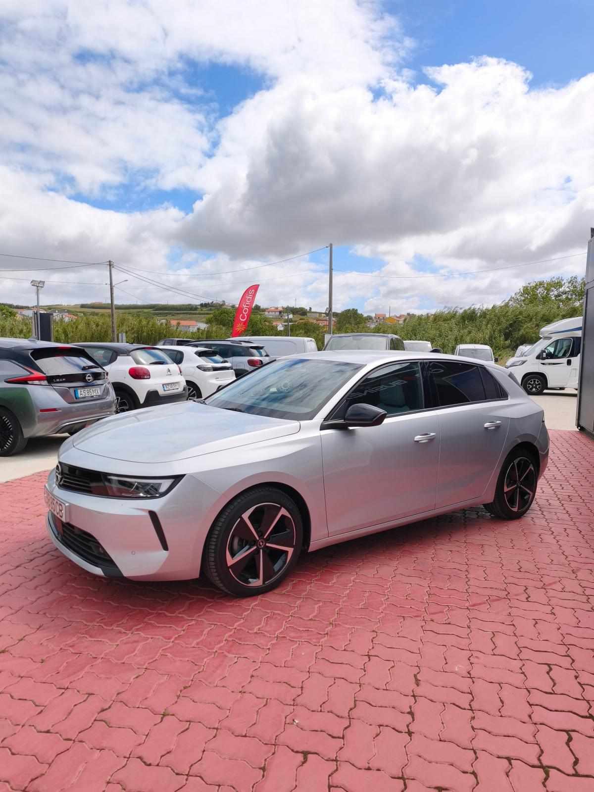 opel-astra-2023-gasolina-1199cc