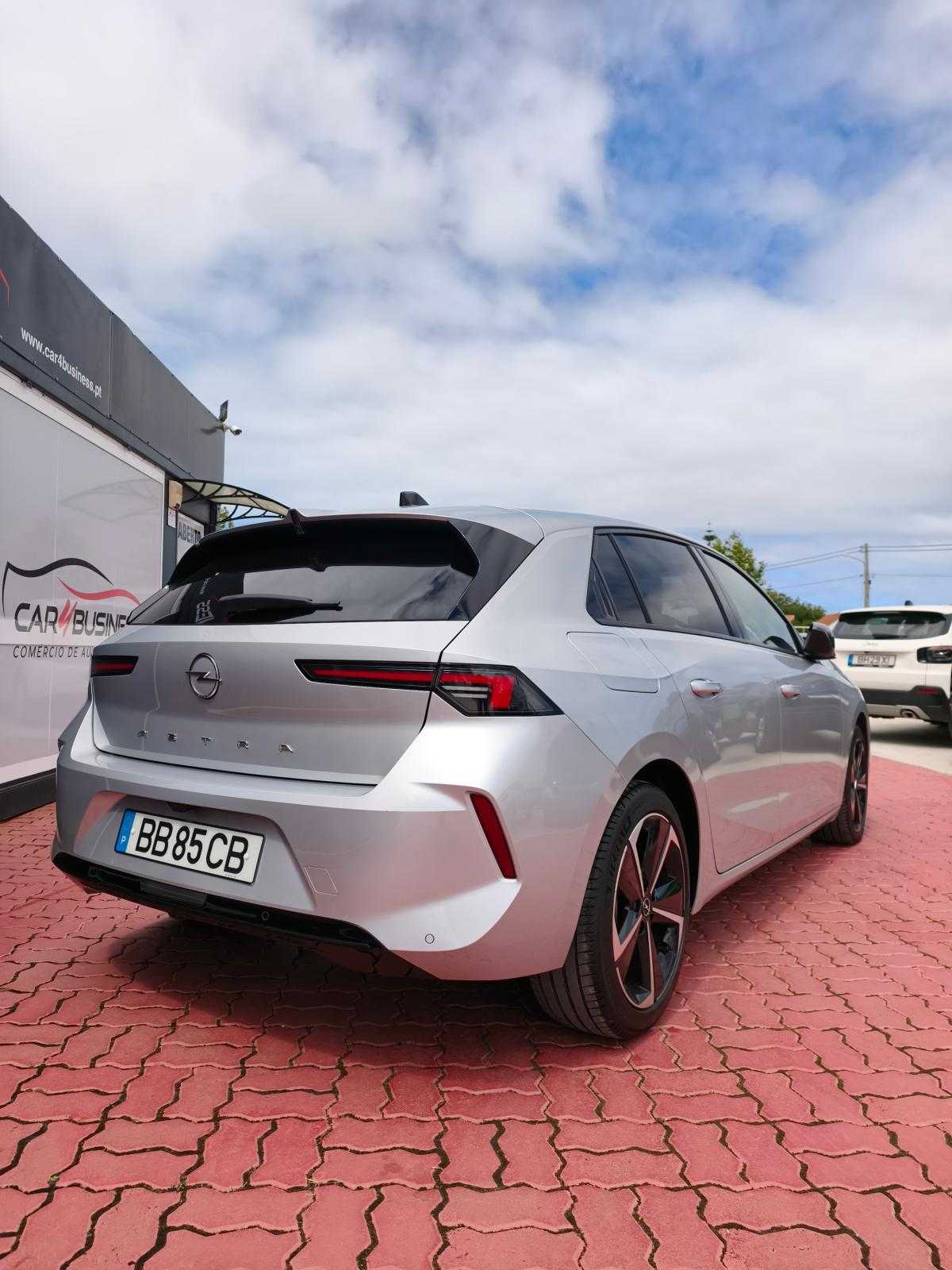 opel-astra-2023-gasolina-1199cc