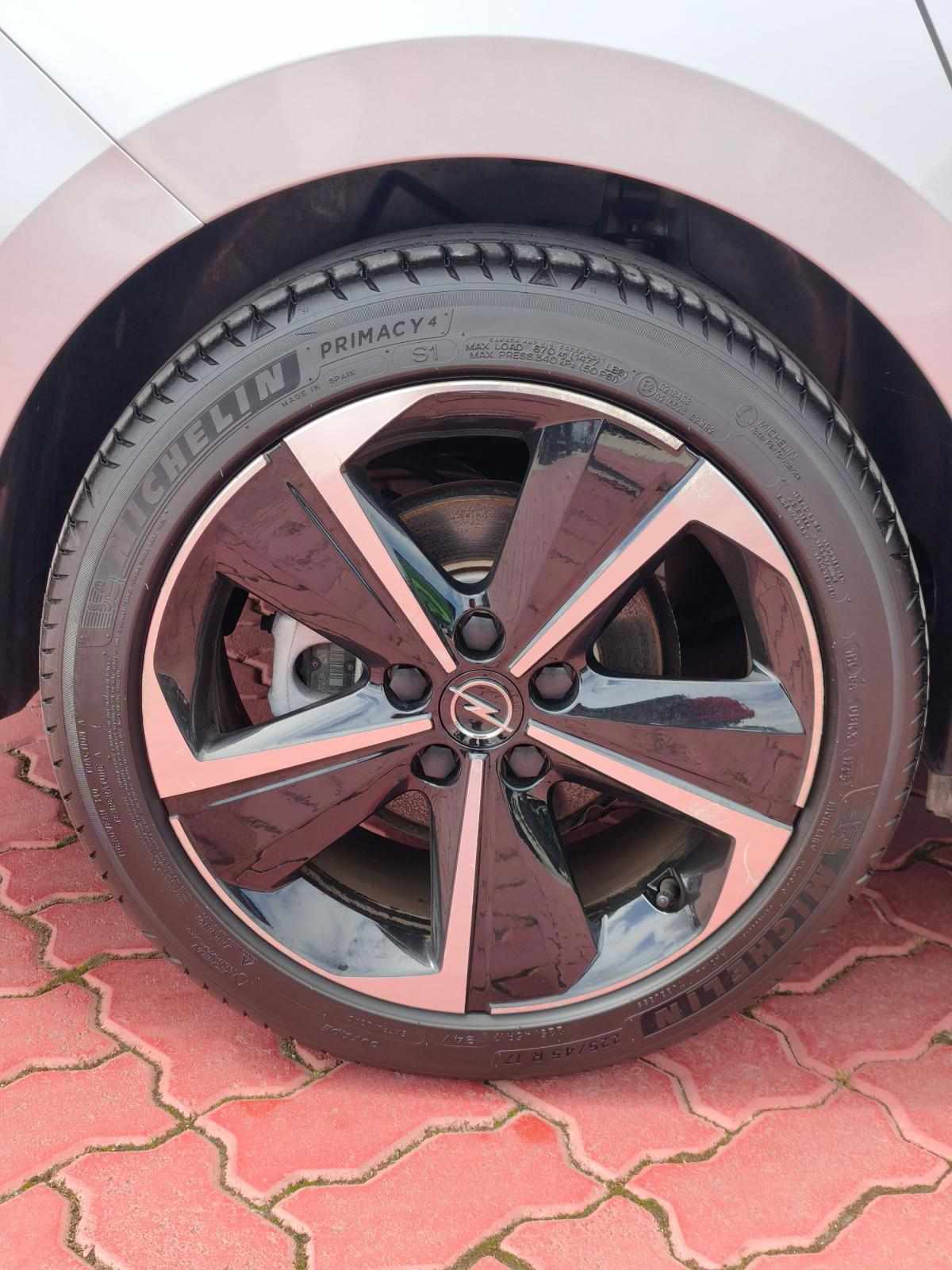 opel-astra-2023-gasolina-1199cc
