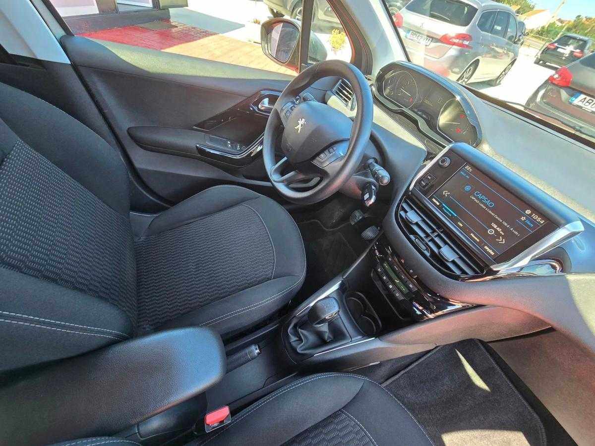 peugeot-208-2019-gasolina-1199cc