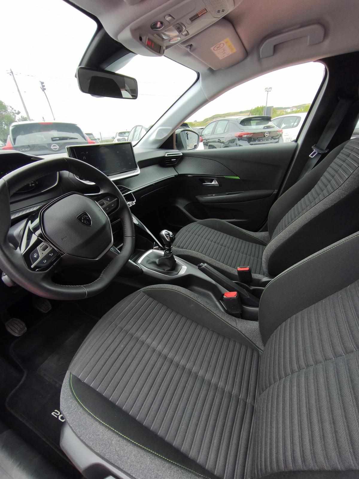 peugeot-208-2024-gasolina-1199cc