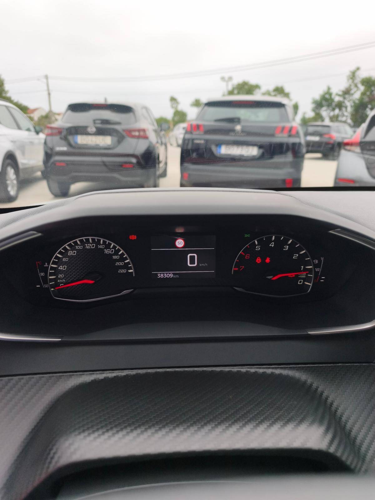 peugeot-208-2024-gasolina-1199cc