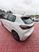 peugeot-208-2024-gasolina-1199cc