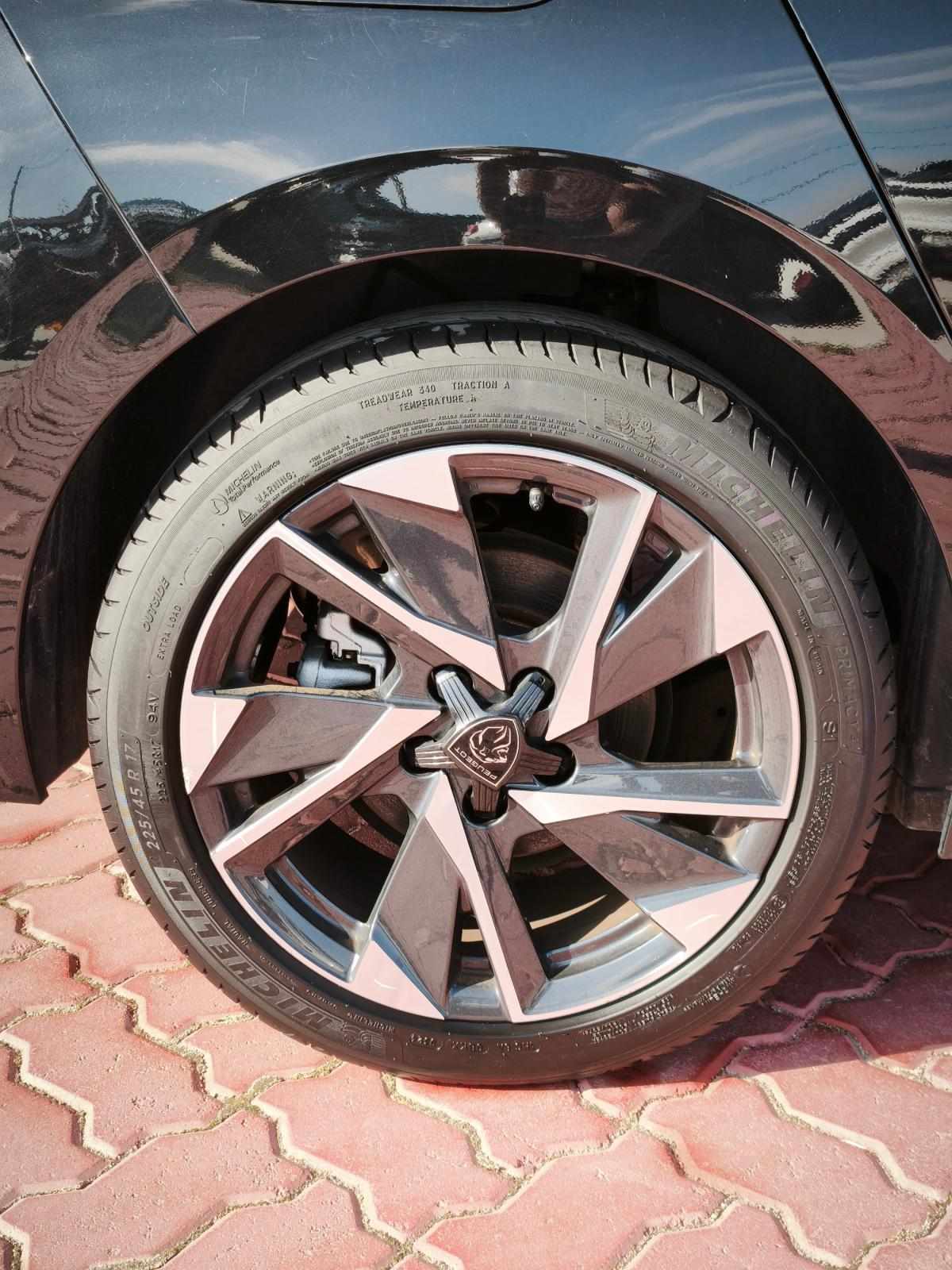 peugeot-308-2024-gasolina-1199cc