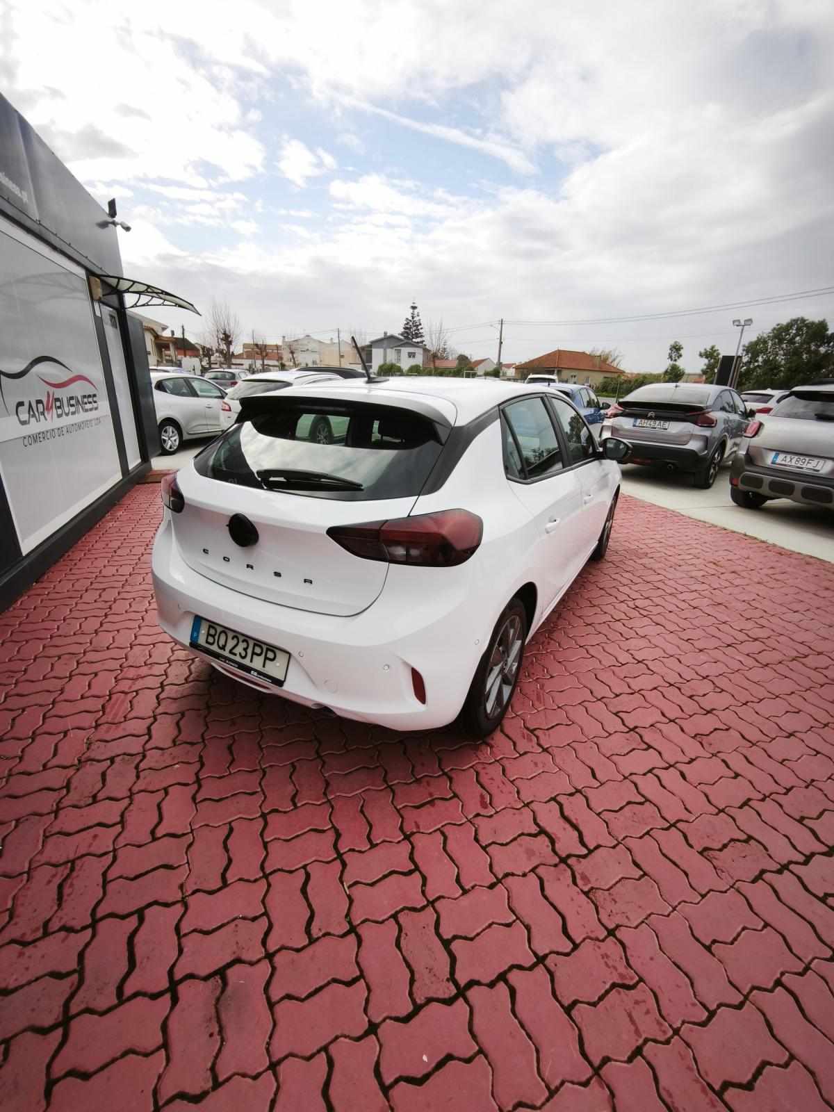 opel-corsa-2025-gasolina-1199cc