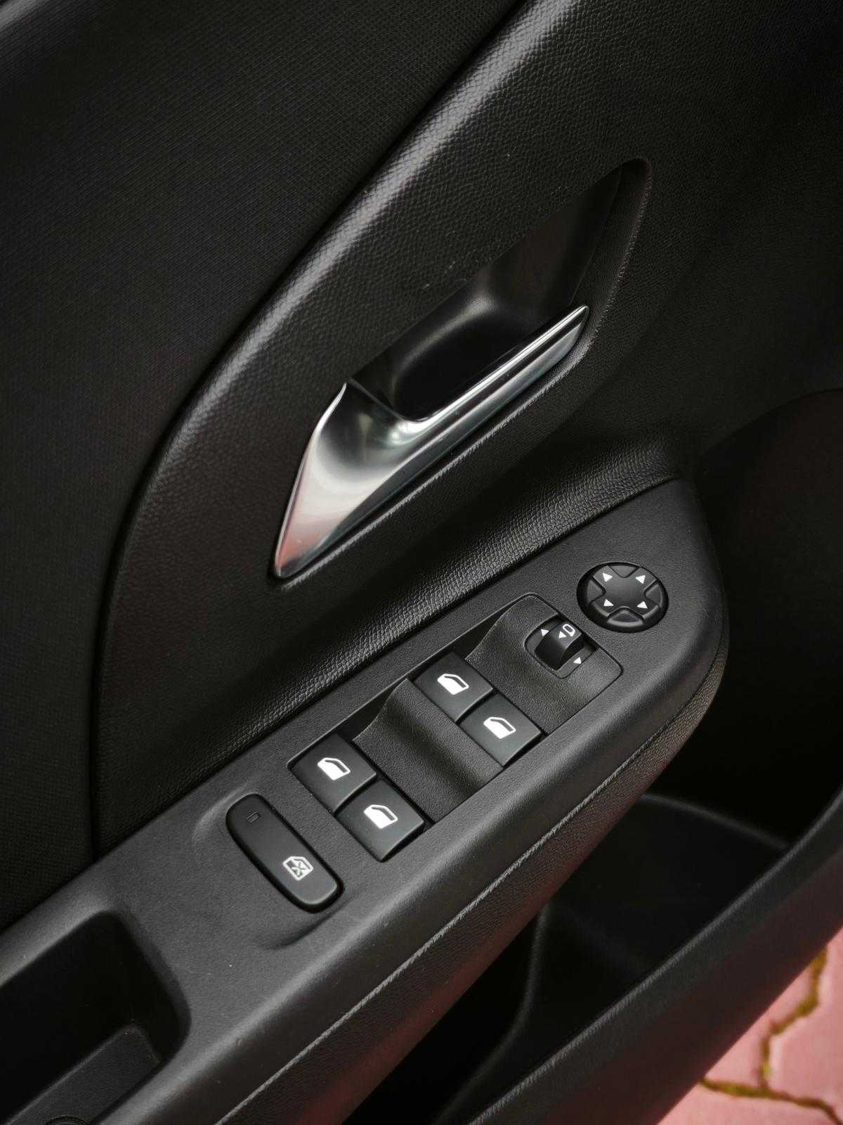 opel-corsa-2025-gasolina-1199cc