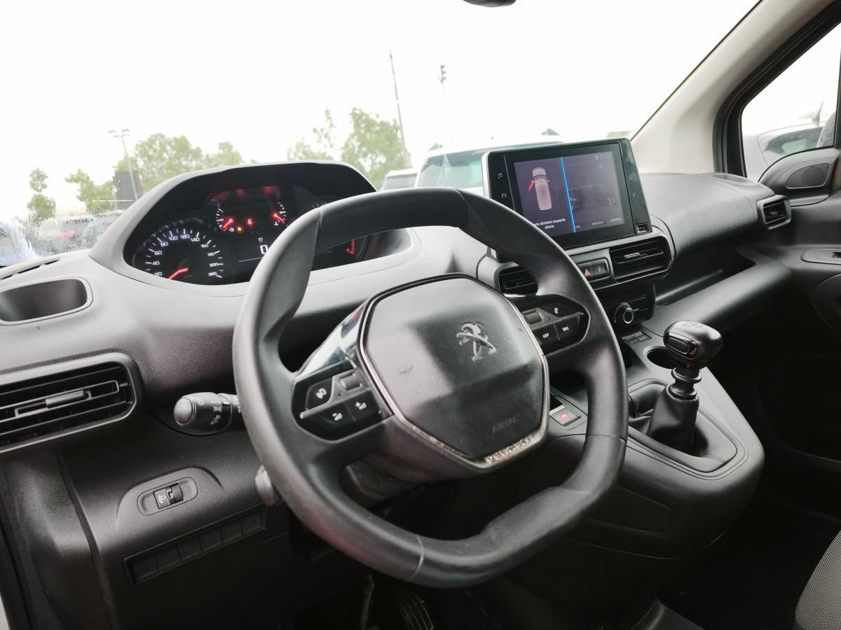 peugeot-partner-2023-diesel-1499cc