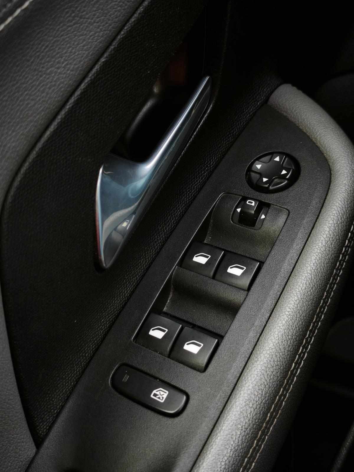 opel-mokka-2023-gasolina-1199cc