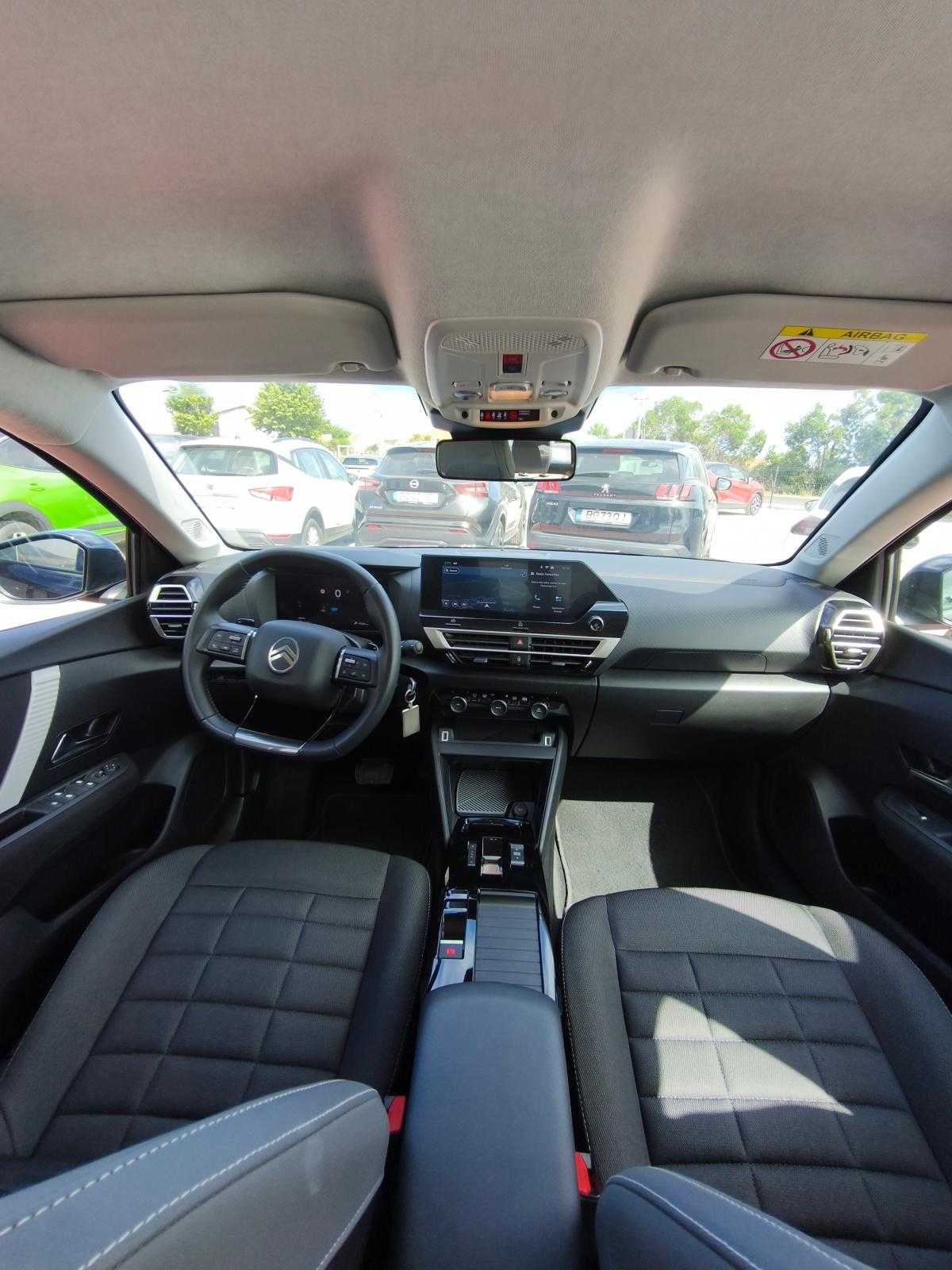 citroen-c4-2025-hibrido-a-gasolina-1199cc