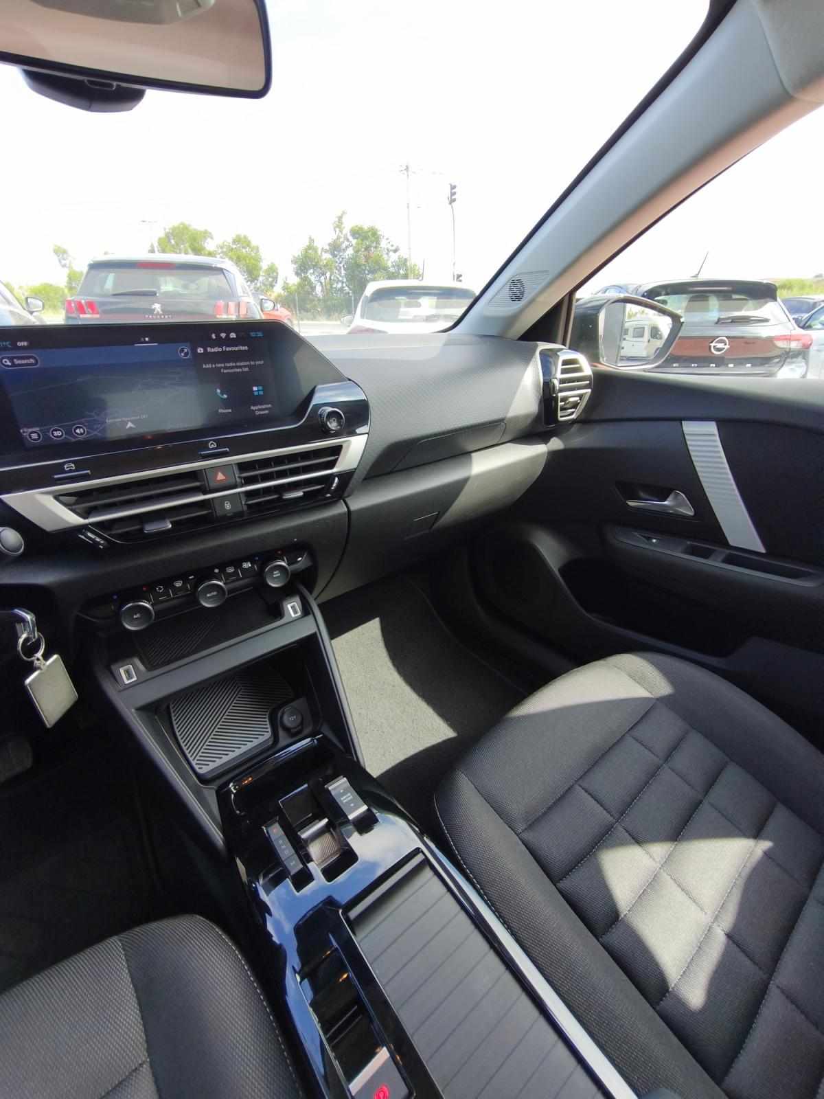 citroen-c4-2025-hibrido-a-gasolina-1199cc