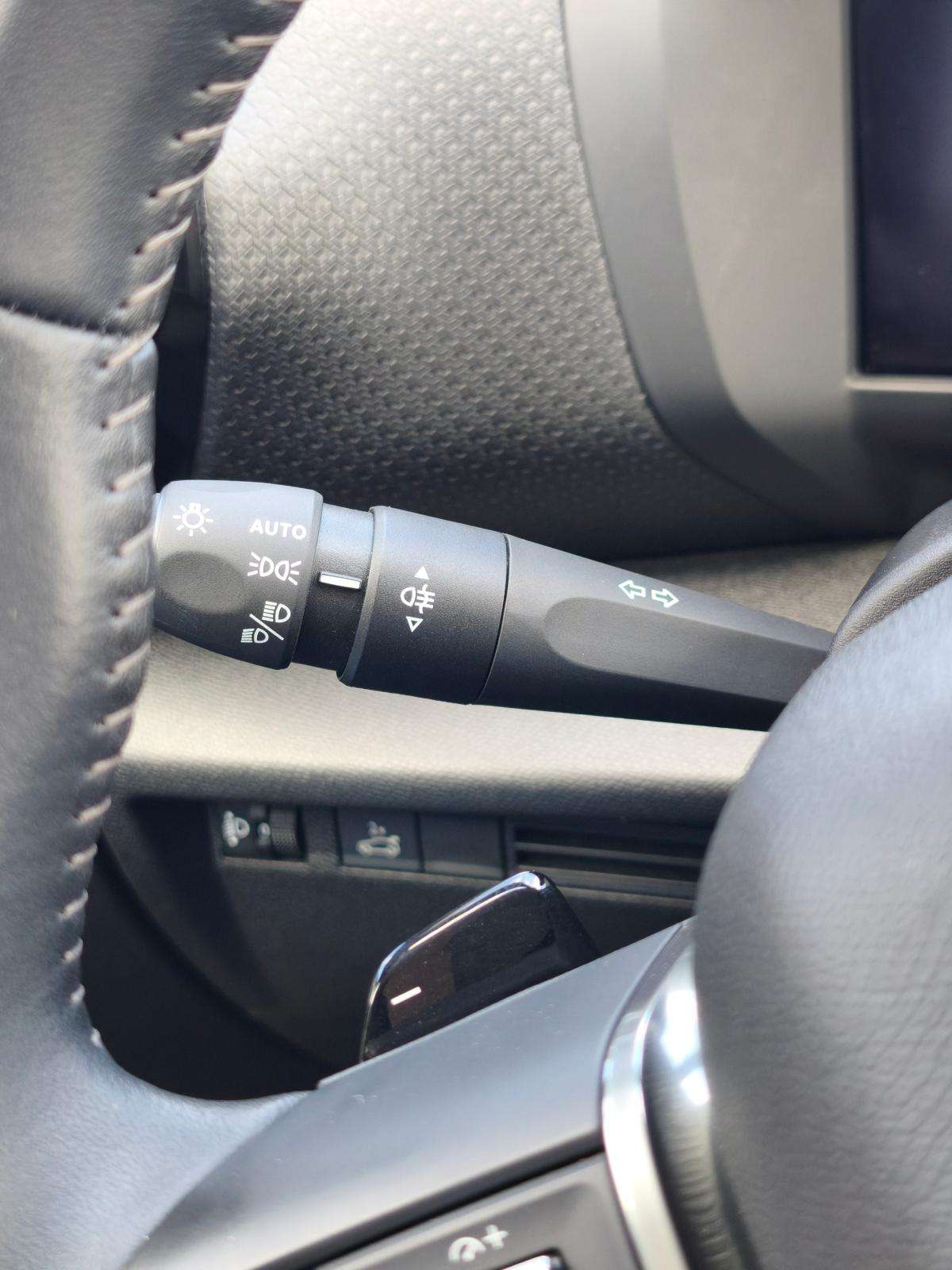citroen-c4-2025-hibrido-a-gasolina-1199cc