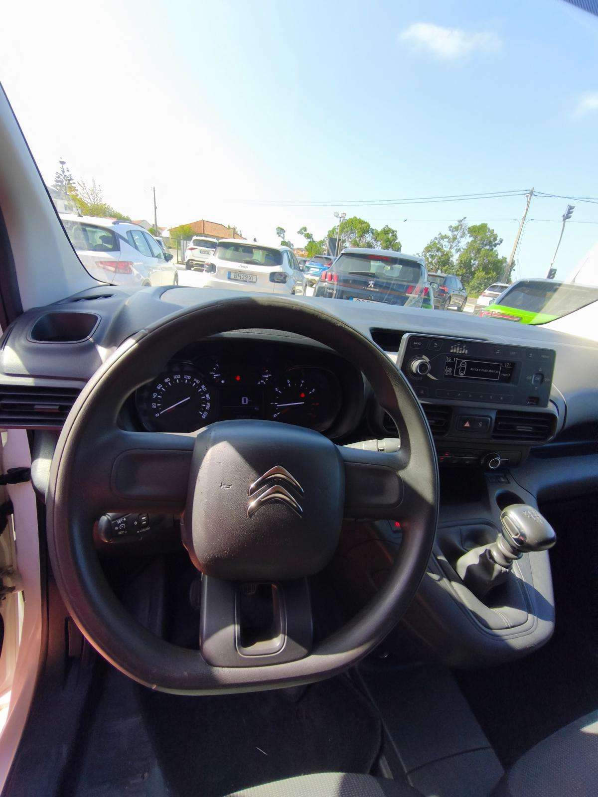 citroen-berlingo-2022-diesel-1499cc