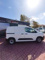 citroen-berlingo-2022-diesel-1499cc