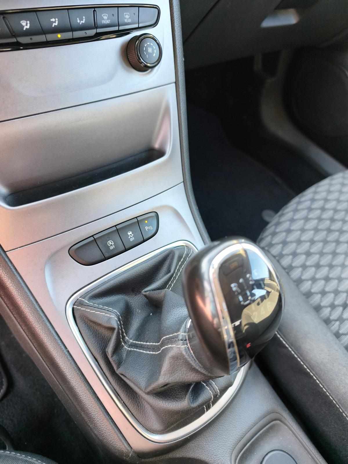 opel-astra-2016-diesel-1598cc