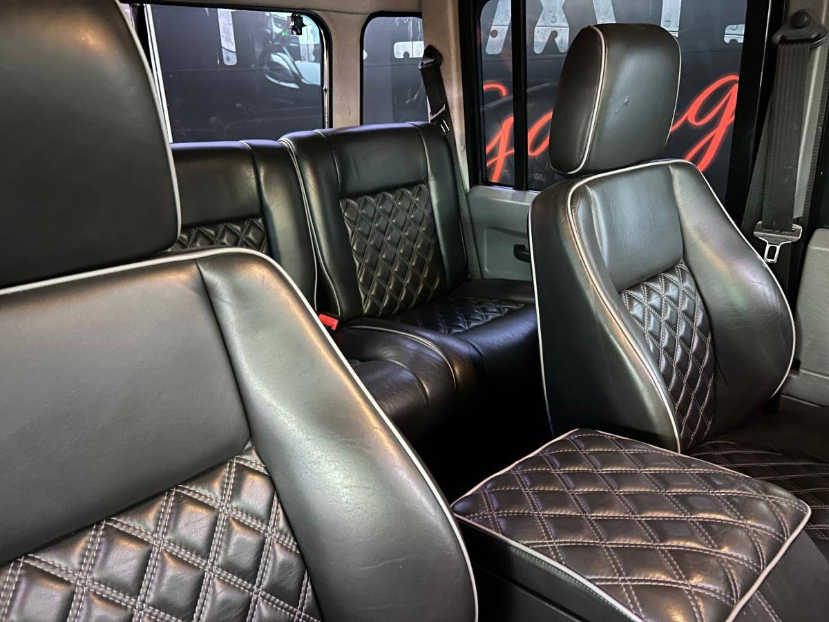 land-rover-defender-2003-diesel-2495cc