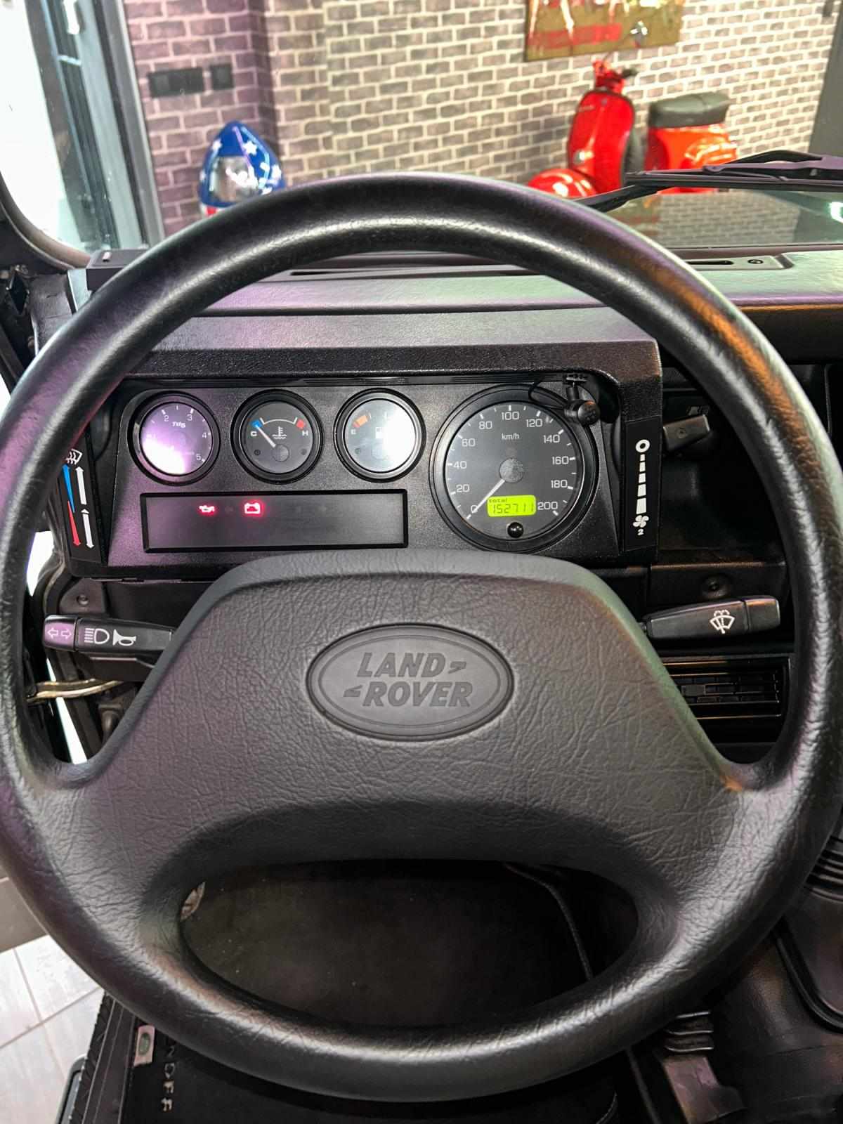 land-rover-defender-2003-diesel-2495cc