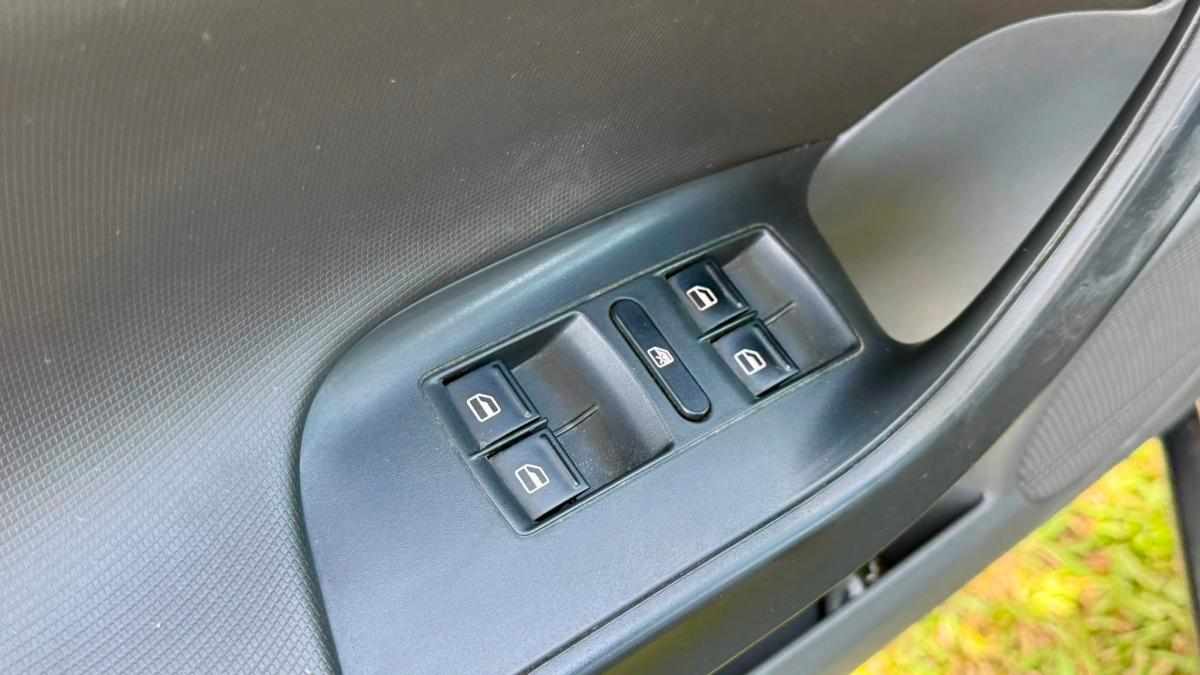 seat-ibiza-1-2-2010-gasolina-1198cc