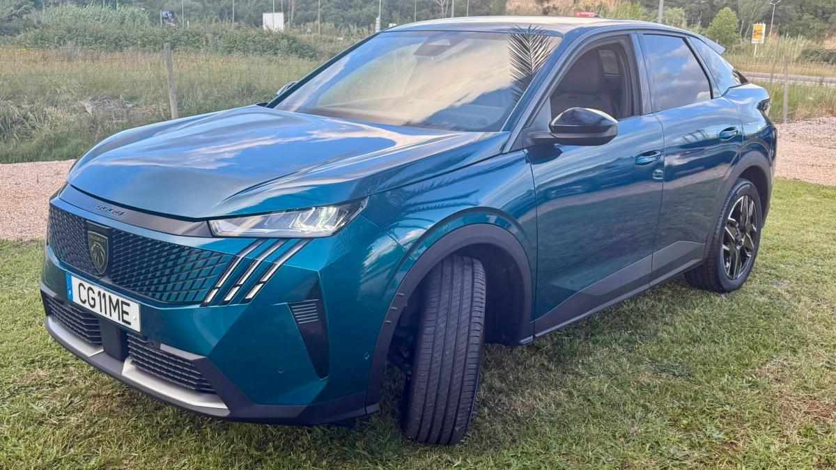 peugeot-3008-1-2-hybrid-2024-gasolina-1199cc