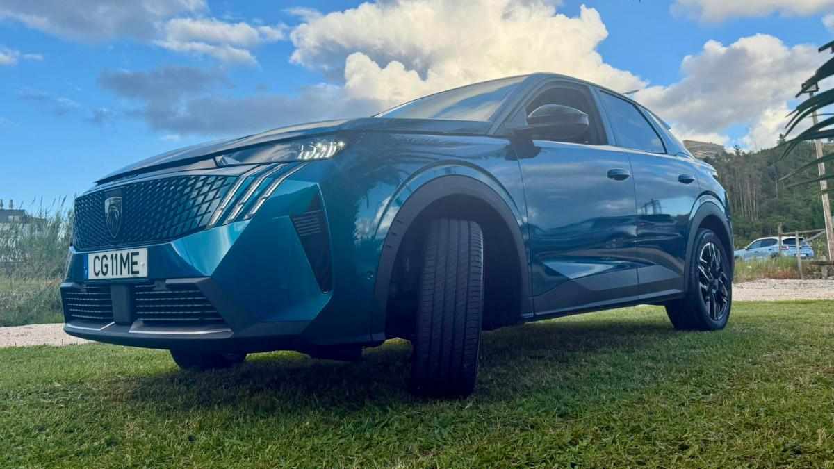 peugeot-3008-1-2-hybrid-2024-gasolina-1199cc