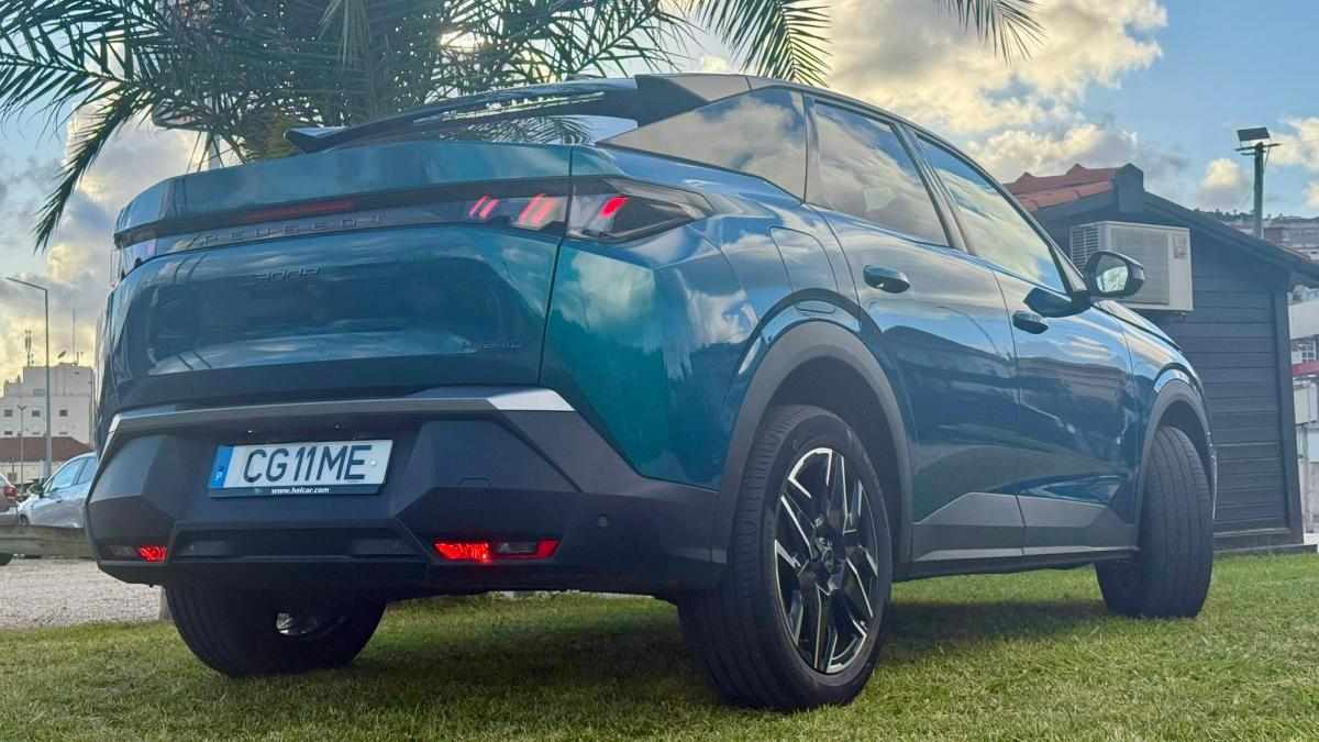 peugeot-3008-1-2-hybrid-2024-gasolina-1199cc
